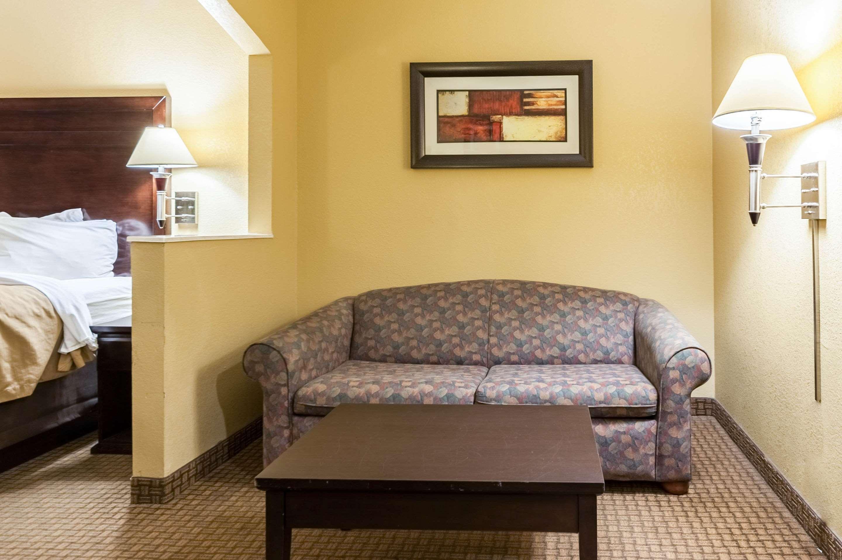 Quality Inn & Suites Lafayette Exterior foto