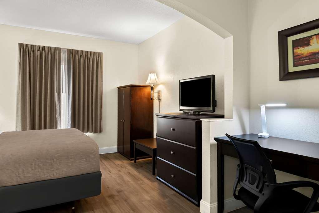 Quality Inn & Suites Lafayette Quarto foto
