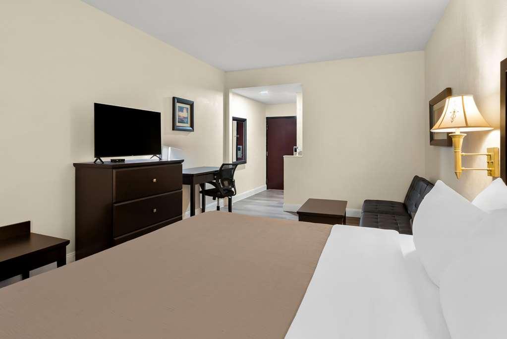 Quality Inn & Suites Lafayette Quarto foto